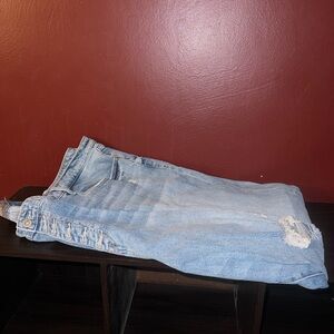 Torrid 30T light wash denim NWT